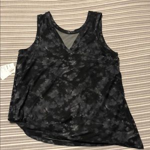 NWT Old Navy Active Tank Top